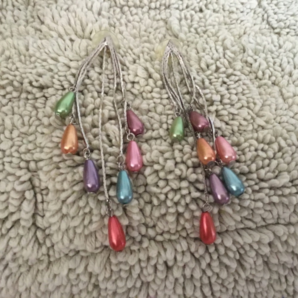 Jewelry - Picture 14 of 17